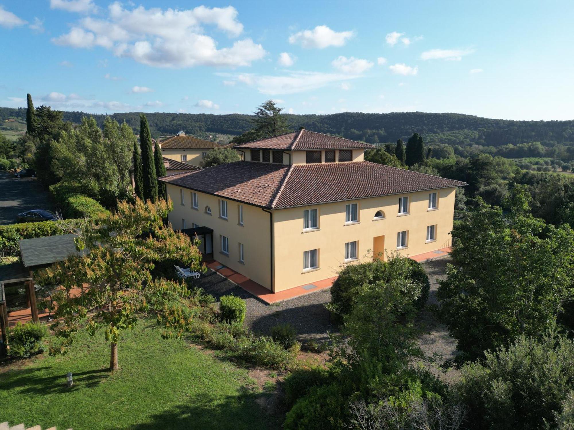 Il Cigliere Wellness Spa Resort Riparbella Luaran gambar