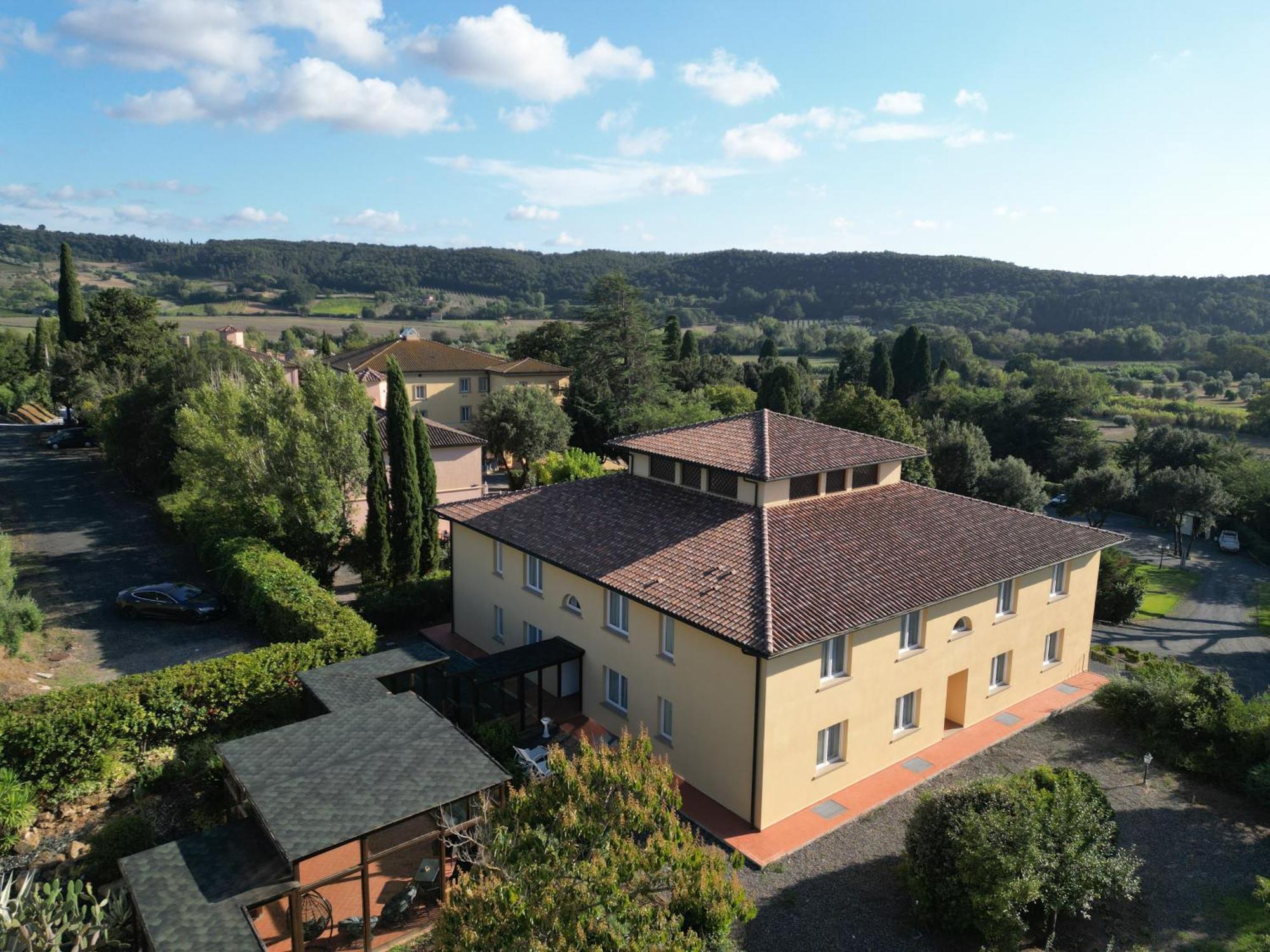Il Cigliere Wellness Spa Resort Riparbella Luaran gambar
